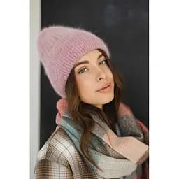 Женская зимняя шапка Бини Ангора с ангорой 80% орнаментом и флисовой подкладкой Розовый