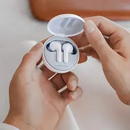 Навушники LG TONE Free FN7 True Wireless ANC UVnano IPX4 White (HBS-FN7.ABRUWH) - мініатюра 2