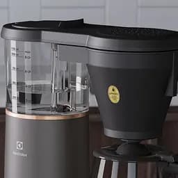 Кавоварка крапельна Electrolux Explore 7 E7CM1-4MTM (910003530) - мініатюра 4