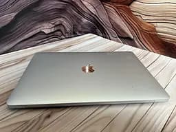 Ноутбук Apple MacBook Pro 13" 2020 i7-1068NG7/32/512 (C02FK1EJML87) Б/в - мініатюра 8