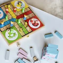 Дерев'яна настільна гра Viga Toys Лудо (50064) - мініатюра 2