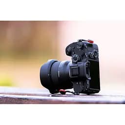 Об'єктив Tamron AF 20mm F/2.8 Di III OSD M1:2 Sony E (F050SF) - мініатюра 19