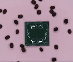 Презервативи OLO Coffee c гіалуроновим змащенням і ароматом кави 1 шт Olo OLO Coffee 102111 - мініатюра 2