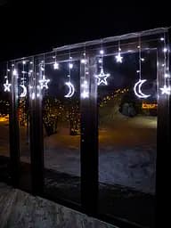 Гирлянда на окно Белая 3 метра Бахрома Звезды и Луна 138 лампочек Laplandia светодиодная от сети (w.02.5Т.138+L)