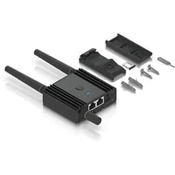 Беспроводной маршрутизатор Ubiquiti Mobile Router Ultra (UMR-Ultra)