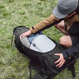 Рюкзак туристичний Naturehike CNK2450XB014, 70 л, чорний, M - мініатюра 9