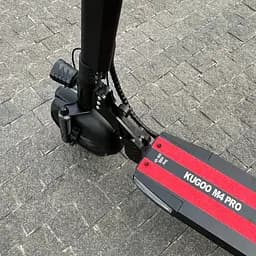 Електросамокат KUGOO M4 PRO 48V 1000W (підсилений акумулятор 18Ah) 2025 року - мініатюра 8