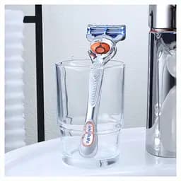 Бритва Gillette SkinGuard Sensitive з 2 змінними касетами 3 шт. - мініатюра 7