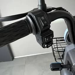Електровелосипед EVOBIKE Nova S 500W 48V 12Ah з 2 сидіннями, корзиною та поворотниками, простий і надійний, для міста і села, графітові-сірого кольору - мініатюра 6