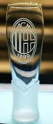Пивний келих крафтовий 440 мл ФК Мілан AC Milan з гравіюванням подарунок для фаната футбольна кружка глянец