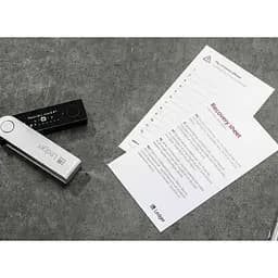 Апаратний криптогаманець Ledger Nano X Onyx Black - мініатюра 6