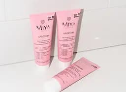 Концентрована маска для рук та нігтів Miya Cosmetics Hand Lab Concentrated Mask For Hands & Nails With A Complex Of Oils 40% 50 мл - мініатюра 2