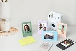 Фоторамка Fujifilm для Instax Mini, рожева, 1 шт - мініатюра 4