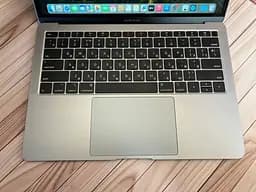 Ноутбук Apple MacBook Air 13" i5-8210Y/16/256 (FVFZL25PLYWP) Б/в - мініатюра 2