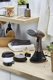 Russell Hobbs Відпарювач компактний Steam Genie Aroma, 1800Вт, 200мл, постійна пара - 32гр, керам. підошва, чорно-коричневий - мініатюра 6