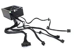 Блок живлення GameMax 400 Вт GM-400, Black, 80+ Basic, Active PFC, 12 см, 2xMolex / 3xSATA / 1x6-pin / 1x4+4-pin / 1x20+4-pin, захист OVP/UVP/OLP/OPP/SCP - мініатюра 4