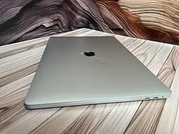 Ноутбук Apple MacBook Pro 16" 2019 i9-9880HK/64/512 (C02FV03RMD6V) Б/в - мініатюра 5