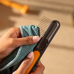 Гребінець для розчісування собак і котів Fiskars Wide Toothed Comb (2009134) - мініатюра 2