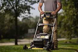DeWALT Газонокосарка акумуляторна 2х18В 53см 67л 25-102мм 28кг без АКБ та ЗП - мініатюра 4