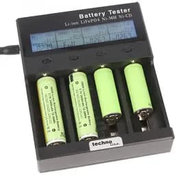 Зарядное устройство Technoline BC3500 для аккумуляторов AA, AAA,АААА, 18650 Li-Ion LiFePO4, 4  канала, тест емкости