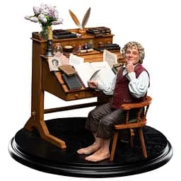 Статуэтка Lord of Rings Bilbo Baggins At His Desk Statue 1/6 scale