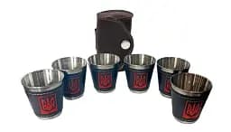 Набір чарок обтягнутих шкірою в шкіряному чохлі Герб Тризуб Україна UA 75 мл 6 шт. (JB-01)
