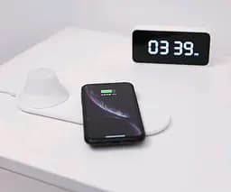 Бездротовий зарядний пристрій Xiaomi Yeelight Wireless Charger - мініатюра 2