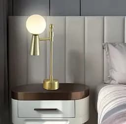 Золотая лампа ABELINA с белым плафоном на два источника света Line.F YG 8006-2T GD