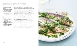 Hamlyn All Colour Cookbook. 200 Low Calorie Recipes - мініатюра 3