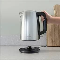 Електрочайник  Electrolux E3K1-3ST (910003620) - мініатюра 3