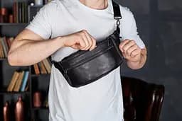 Стильна чоловіча бананка з натуральної гладкої шкіри Tiding Bag 14х25х10 для телефону NM-50358 чорна 25 см - мініатюра 6