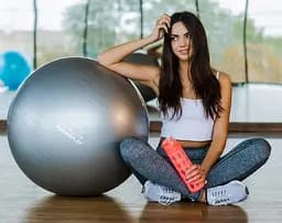 М'яч для фітнесу (фітбол) PowerPlay 4001 Ø65 cm Gymball Сірий + помпа (PP_4001_65_Grey) - мініатюра 7