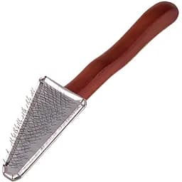 Пуходерка для собак DezynaDog треугольная для мест вокруг глаз лап и морды для щенков и малых пород 