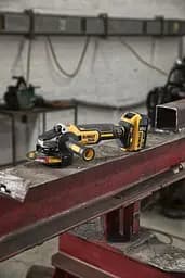 Кутова шліфмашина DeWalt DCG405P3 [93667] - мініатюра 6