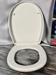 Сидения для унитаза Genesis NKP 0401 Soft Close+Quick Release дюропласт 30412 