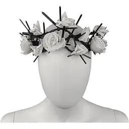 Венок Терновый с крупными розами