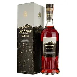 Міцний алкогольний напій Арарат Coffee 30% 0.7 л у подарунковому пакуванні