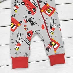 Сліп з начосом Firetruck на блискавці зріст 74 см (6 - 9 місяців) Malena Сірий з червоним принтом - мініатюра 3