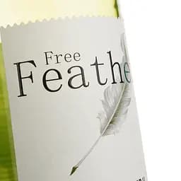 Вино безалкогольне Free Feather Alcoholfree Chardonnay біле напівсолодке 0.75 л - мініатюра 3