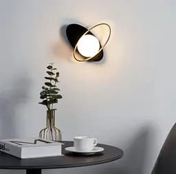 Бра з білим матовим або прозорим плафоном Line F Арт. WDE17/1