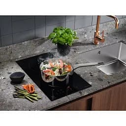Індукційна варильна поверхня Electrolux LIT30230C [137869] - мініатюра 7