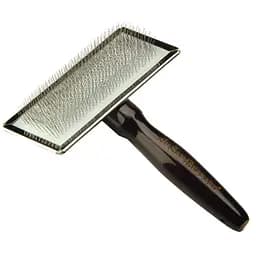 Професійна пуходерка з дерев'яною ручкою середня Iv San Bernard SLICKER BRUSH Medium
