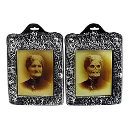 Картина Домоправительница