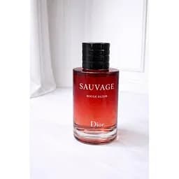 Чоловічі парфуми Dior Sauvage Rouge Elixir Eau de Parfum 100 мл — пряно-деревний аромат із цитрусами, спеціями й амброю