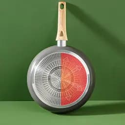 Універсальна сковорода Tefal Renew Eco Design 24 см (C4250443) з керамічним антипригарним покриттям. - мініатюра 4
