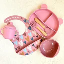Набір для прикорму Ведмедики BPR img_e6676 pink сердечка поїльник із носиком (дитячий)