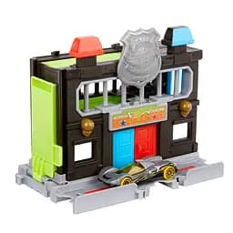 Ігровий набір Hot Wheels Втеча з поліцейської дільниці (GVN72)