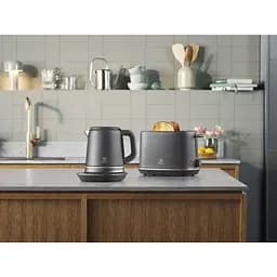 Електрочайник Electrolux 1.7 л Strix метал підтримка температури чорний матовий kuh0015323 - мініатюра 8
