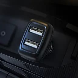Автомобільна зарядка чорна на 2 USB входи 2,4A HOCO Z36 Leader - мініатюра 4