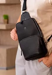 Шкіряний чоловічий рюкзак (сумка-слінг) на одне плече чорний Saffiano